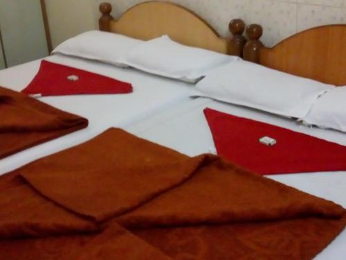 Lodge Sharadavilas Kk Residency