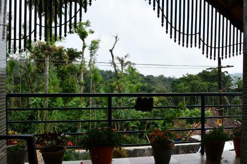 Karadikallu Homestay