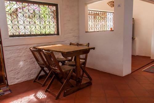 Hostal Sharnga Guest House