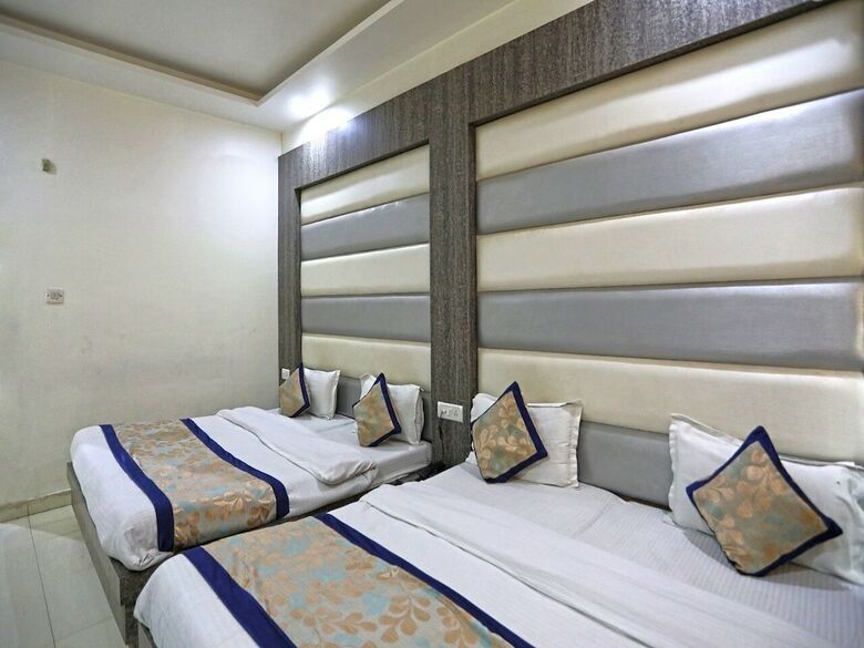 Bed & Breakfast Hotel Jagdish Residency