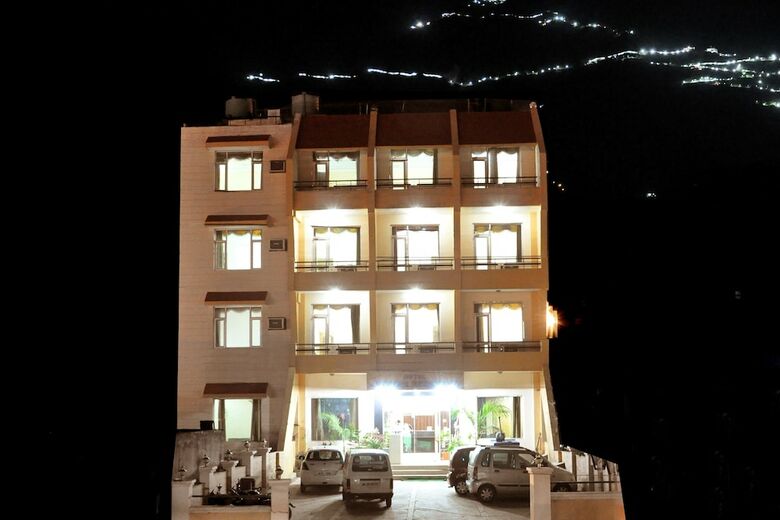 Bed & Breakfast Hotel Jagdish Residency