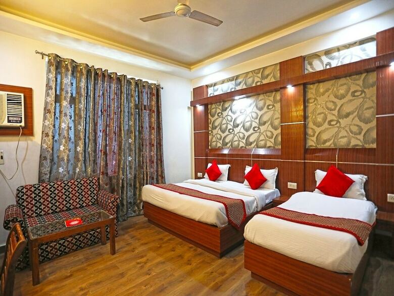Bed & Breakfast Hotel Jagdish Residency