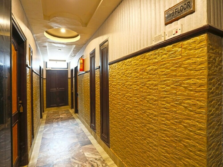 Bed & Breakfast Hotel Jagdish Residency