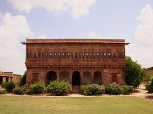Hotel Chandelao Garh