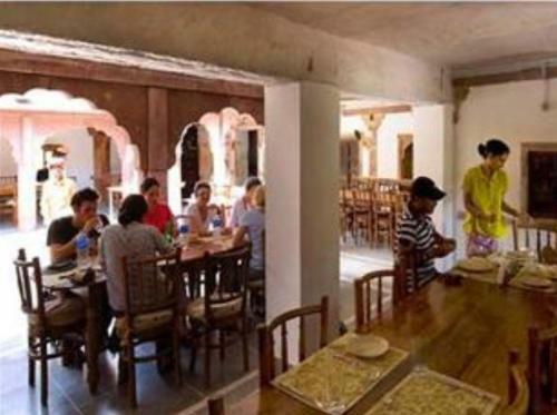 Hotel Chandelao Garh
