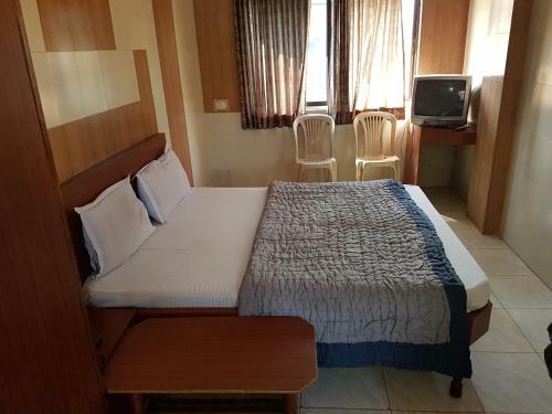 Hotel Dhruv Palace
