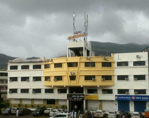 Hotel Dhruv Palace
