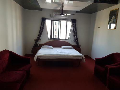 Hotel Dhruv Palace