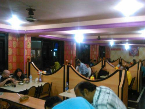 Hotel Dhruv Palace