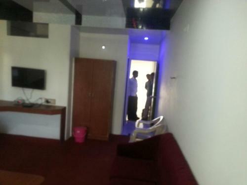 Hotel Dhruv Palace