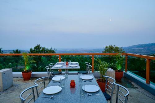 Hotel Saptarang Residency