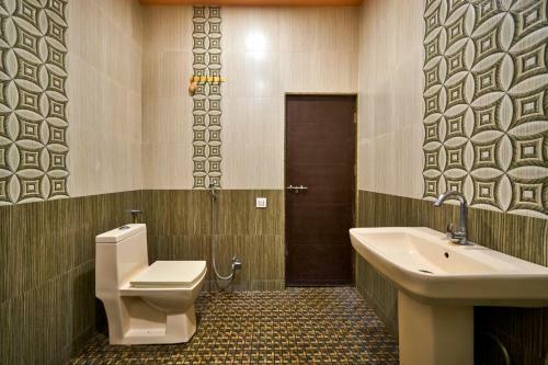 Hotel Saptarang Residency