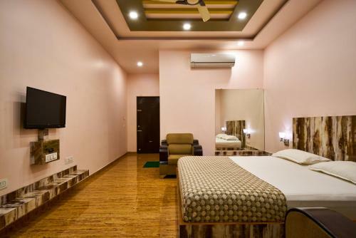 Hotel Saptarang Residency