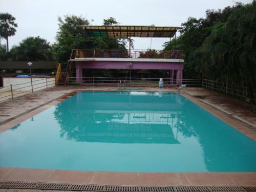 Hotel Pali Beach Resort