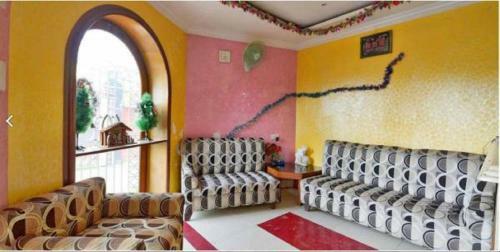 Hotels Diamond Glory Private Limited