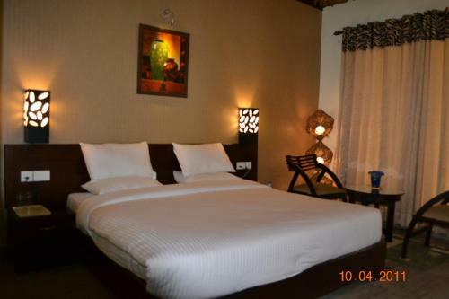 Hotel Corbett Wild Iris Spa And Resort