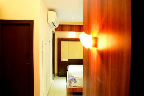 Hotel Star Msr Residency