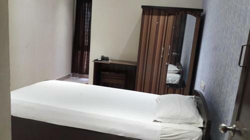 Hotel Star Msr Residency