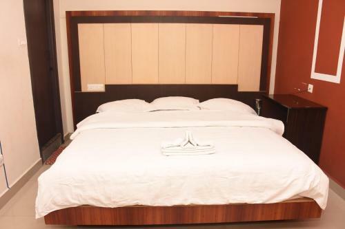 Hotel Star Msr Residency
