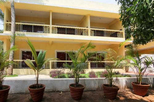 Mandovi River View Hotel