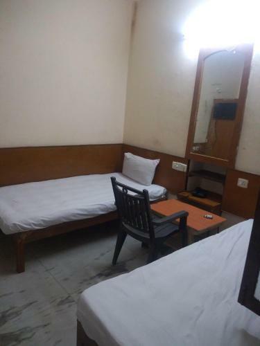 Lodge Hotel Sarvamangalam Inn