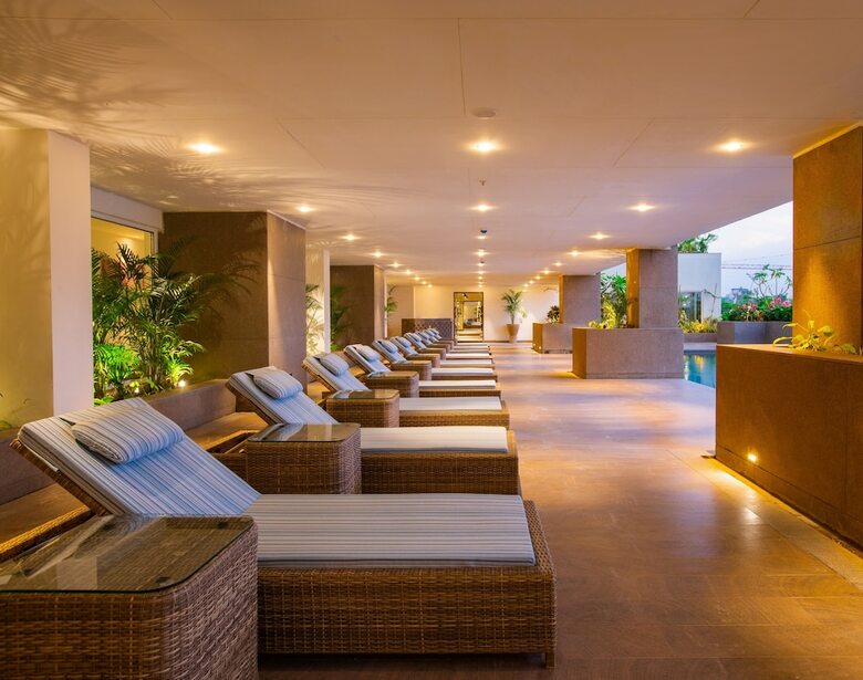 Hotel Lemon Tree Premier City Center Pune
