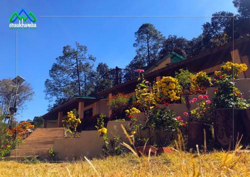 Hotel Chaukhamba Camps & Huts