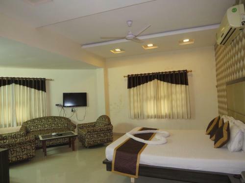 Dariyalal Hotel