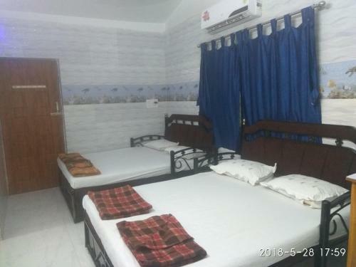 Hotel Dolphin House Beach Resort