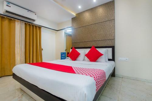 Hotel Oyo 12799 Blue Bell Residency