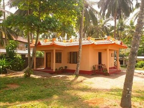 Hotel Sukriti Beach Resort