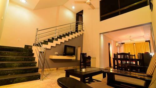 Ashlesh Hotel