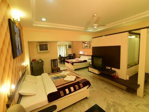Ashlesh Hotel