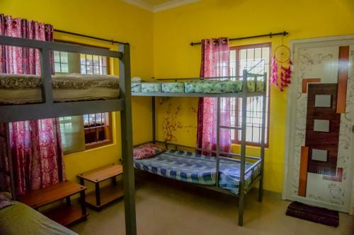 Hostal Shakti Ashram, Healing Center & Academy * Only Women