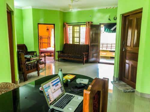 Hostal Shakti Ashram, Healing Center & Academy * Only Women
