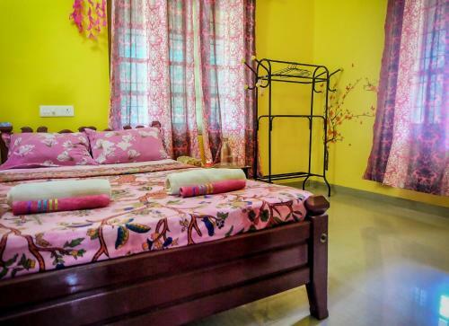 Hostal Shakti Ashram, Healing Center & Academy * Only Women