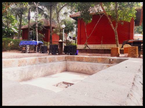 Hotel Nalukettu Resort