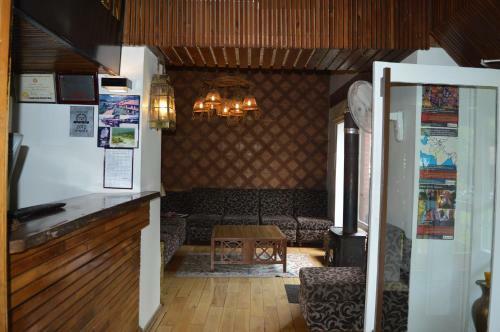 Pahalgam Hotel