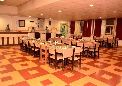 Hotel Mpt Surbahar, Maihar