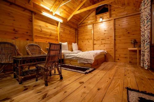Mid Conifer Cottage