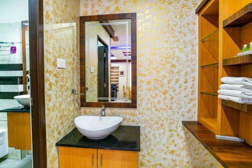 Sana Heights Luxury Apartments