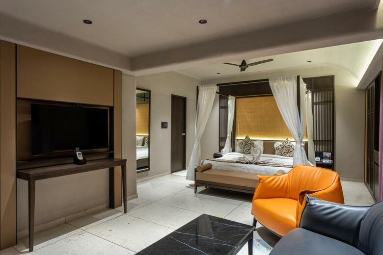 Hotel Treat Resort