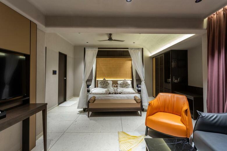 Hotel Treat Resort