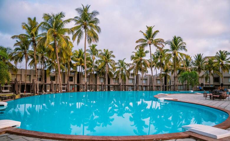 Hotel Treat Resort