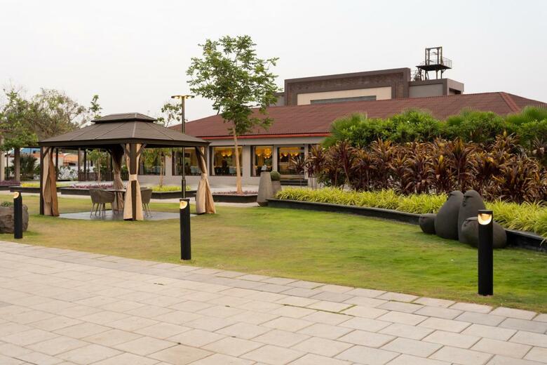 Hotel Treat Resort