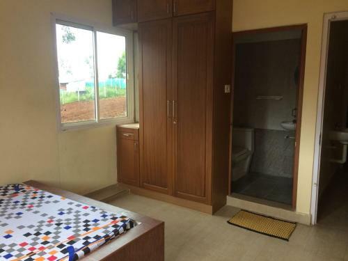 Hostal Myspace Holiday Inn