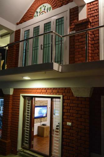 Hostal Myspace Holiday Inn