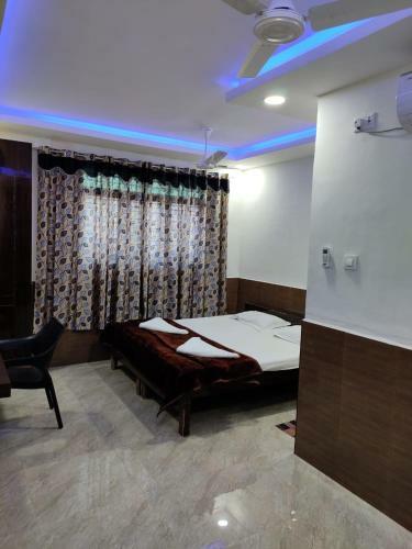 Hotel Sugam Karaikudi