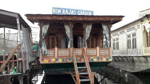 Bed & Breakfast New Rajas Garden Houseboad