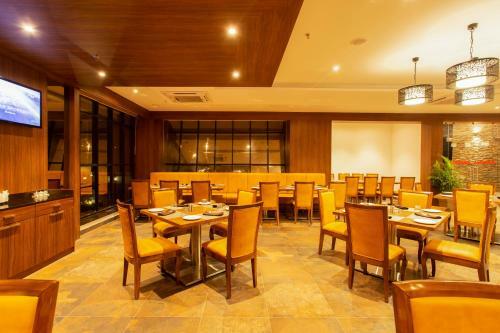 Hotel Sarovar Portico, Somnath